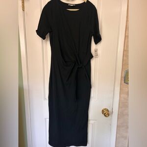 Black Tie-Front Midi Dress with Short Sleeves